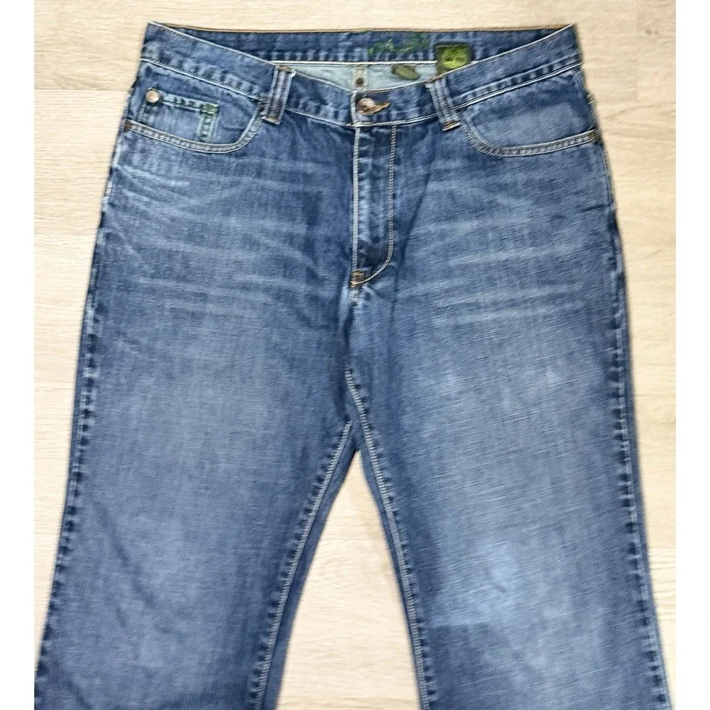 Timberland Boot Fit Jeans Mens Size 34x32 Blue Denim Medium Wash Cotton Bootcut